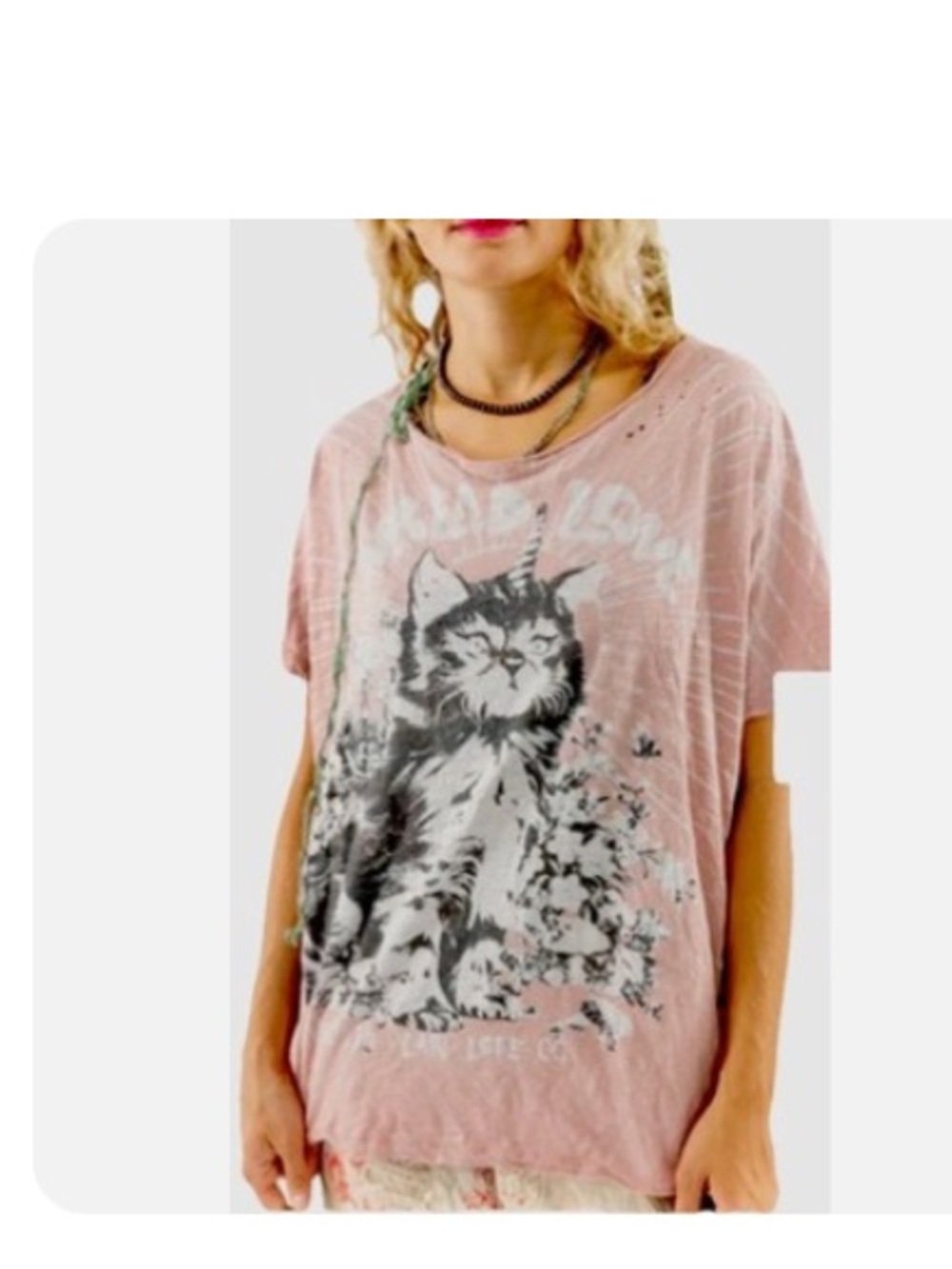 Magnolia Pearl Spread Love Cat Oversized Tee in Mollu Pink Distressed Cotton OS - Picture 3 of 16